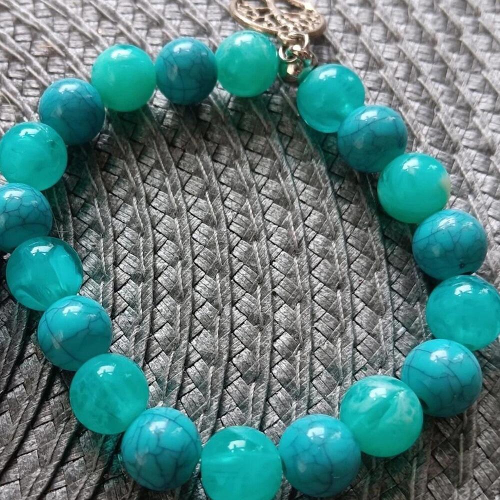 Ruby Rd. Blue Earrings & 2 Blue Bead Stretch Bracelets - Picture 7 of 9